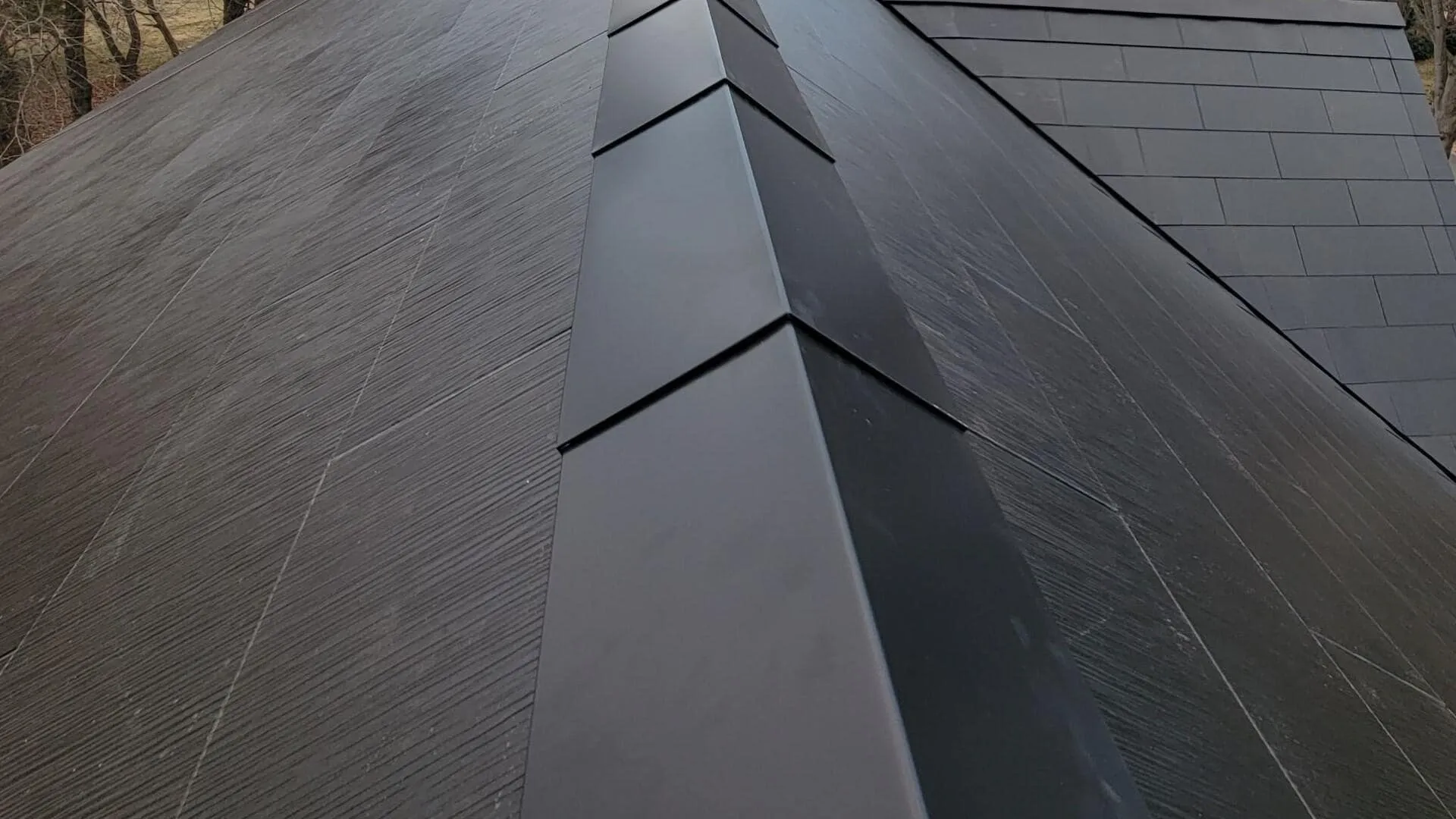 How Does Tesla Solar Roof Work?